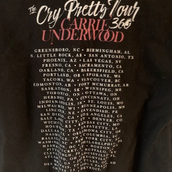 CARRIE UNDERWOOD  CONCERT  BAND TOUR - Picture 3 of 4